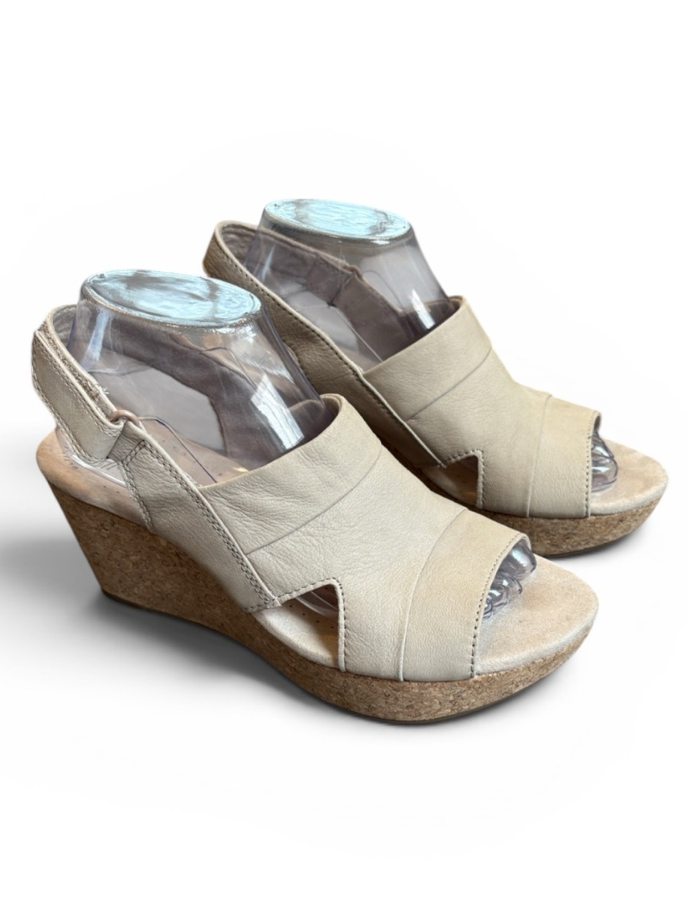 Clarks Annadel Eirwyn Wedge Sandals Women’s 9.5 Light Tan Leather Comfort